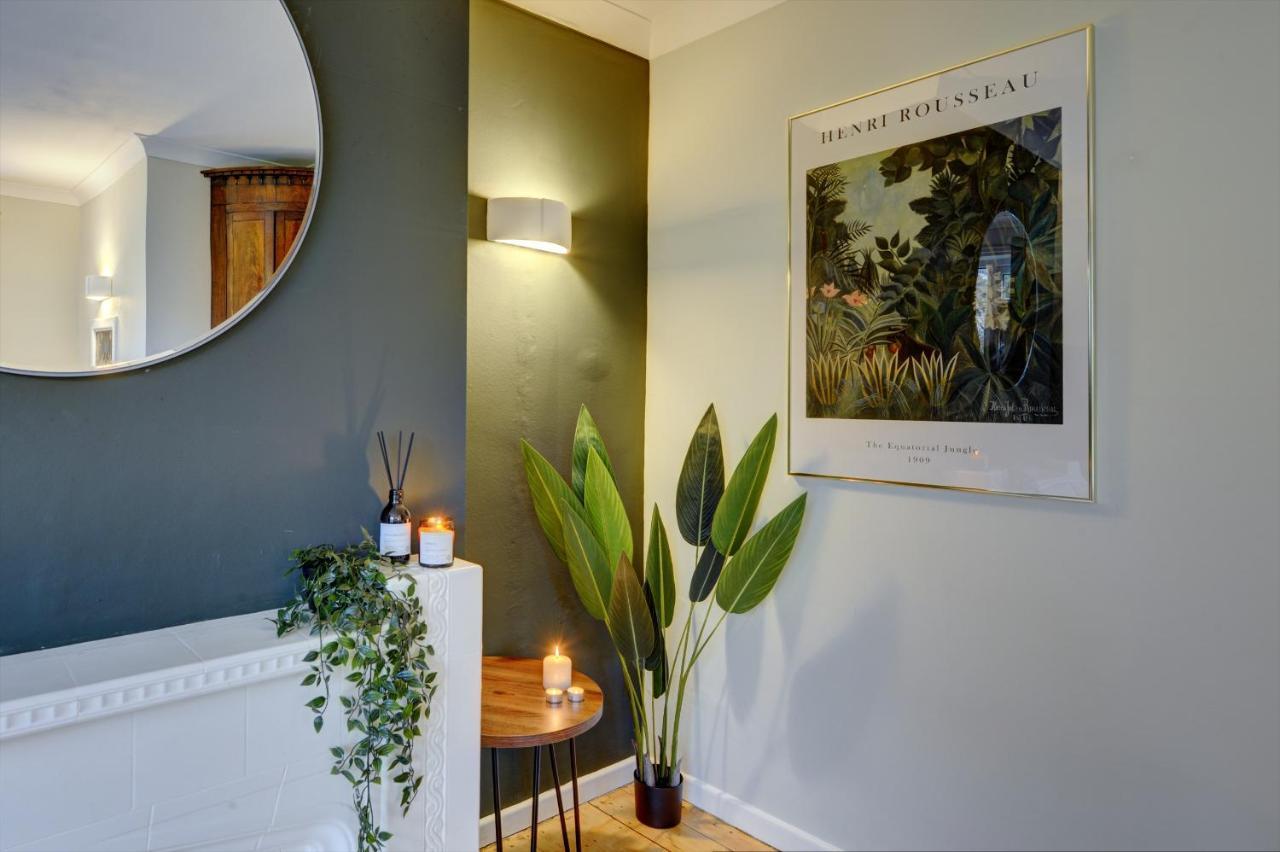 Kist Accommodates - Stylish Headingley Apartment - Parking - 500 Mps Wifi Meanwood Екстер'єр фото