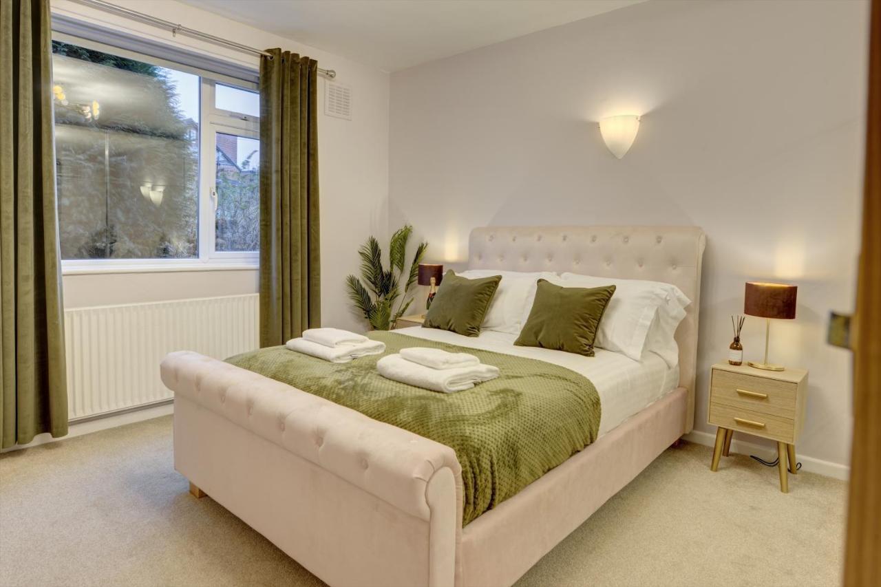 Kist Accommodates - Stylish Headingley Apartment - Parking - 500 Mps Wifi Meanwood Екстер'єр фото